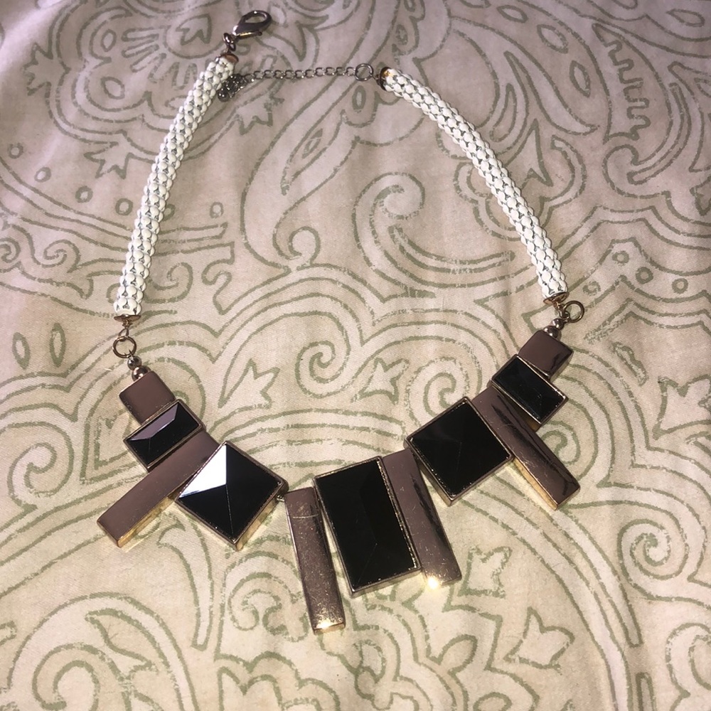 Statement necklace